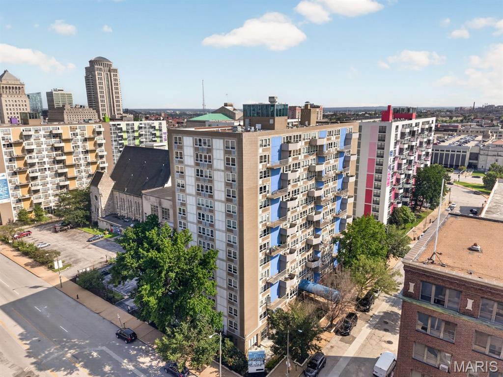 Blu Condos - Residential