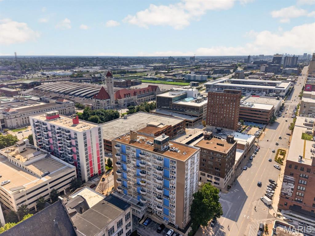 Blu Condos - Residential