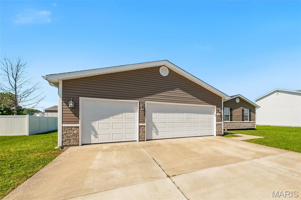 Bluffview Manor Ph 02 - Residential