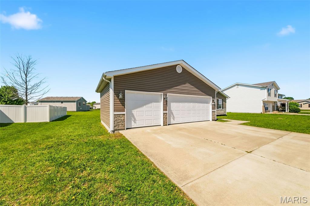 Bluffview Manor Ph 02 - Residential