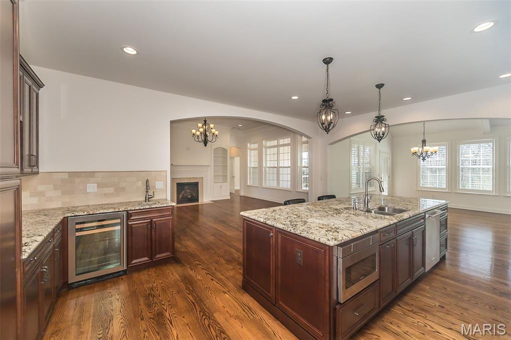 Meadowbrook Country Club Estates - Residential