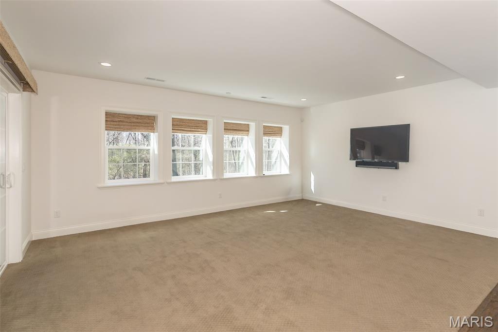 Meadowbrook Country Club Estates - Residential