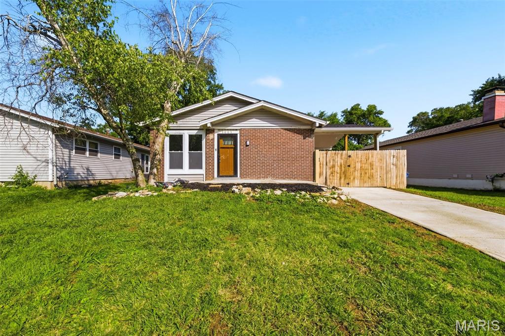 Boardwalk 4 Sec Of Mayer Wedgwood - Residential
