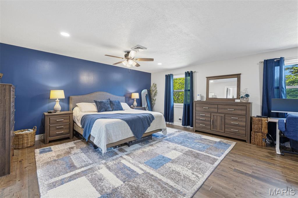 Pointe Base - Residential