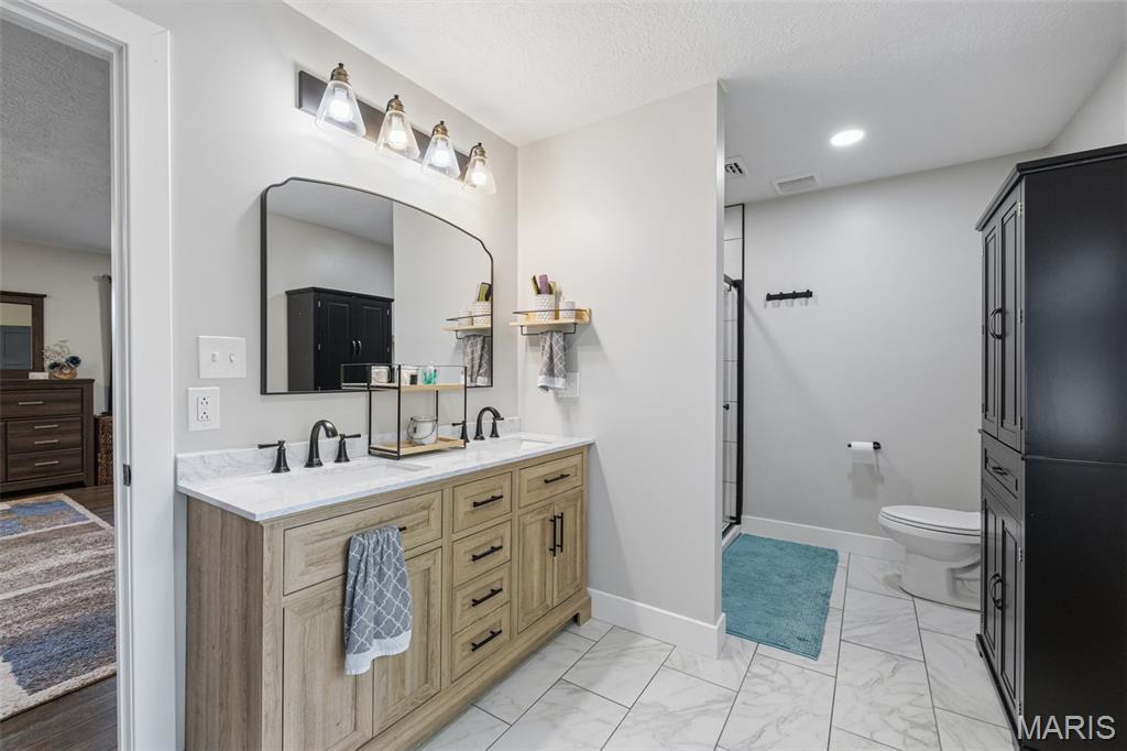 Pointe Base - Residential