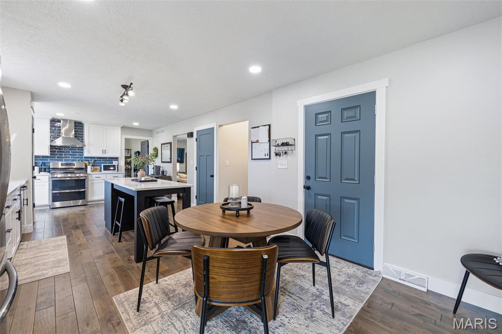 Pointe Base - Residential