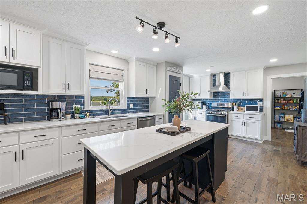 Pointe Base - Residential