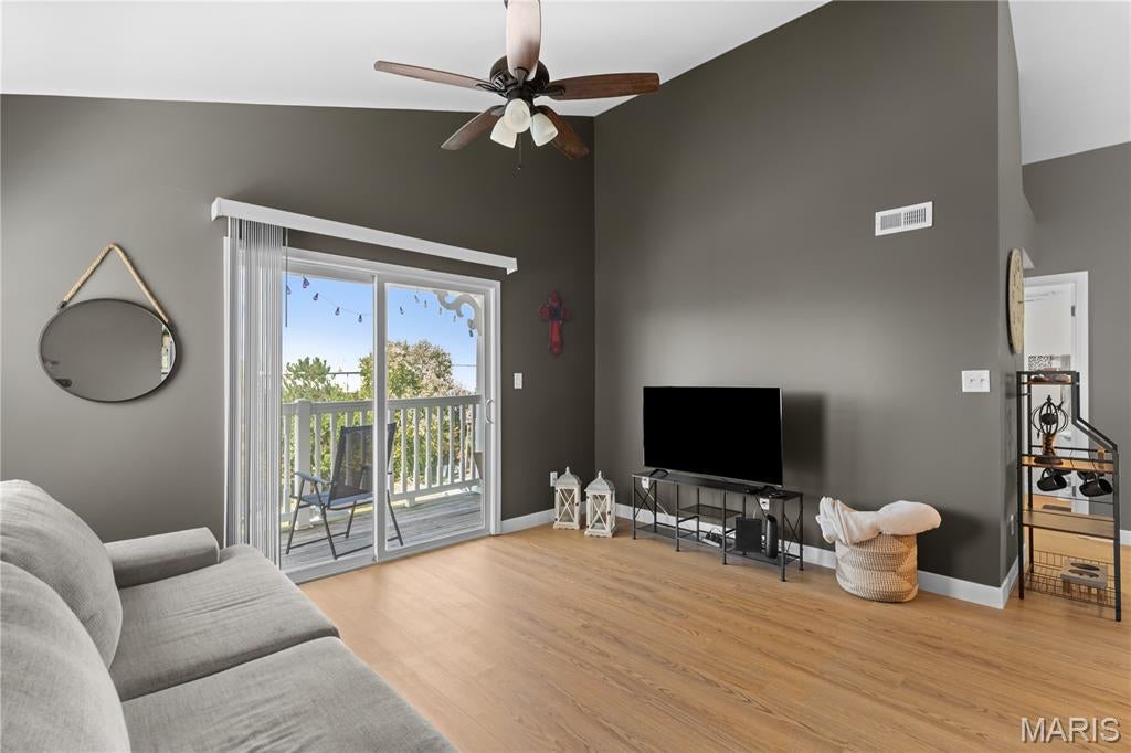 Springhurst Terrace #4 - Residential