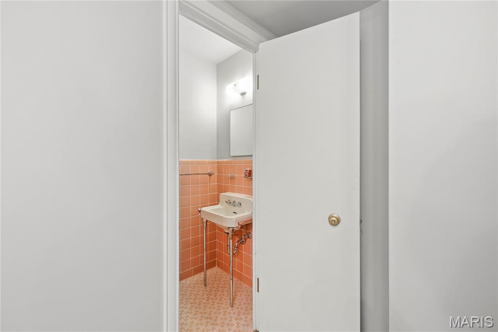 Country Aire 2 - Residential