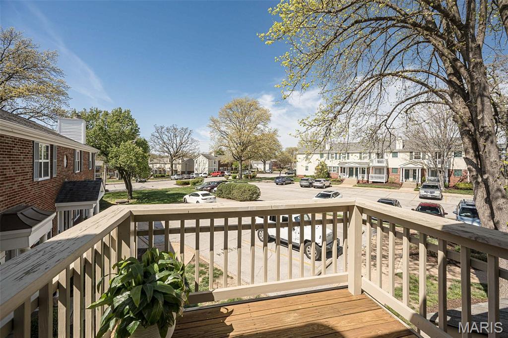 Brentwood Forest Condo Ph Six - Residential