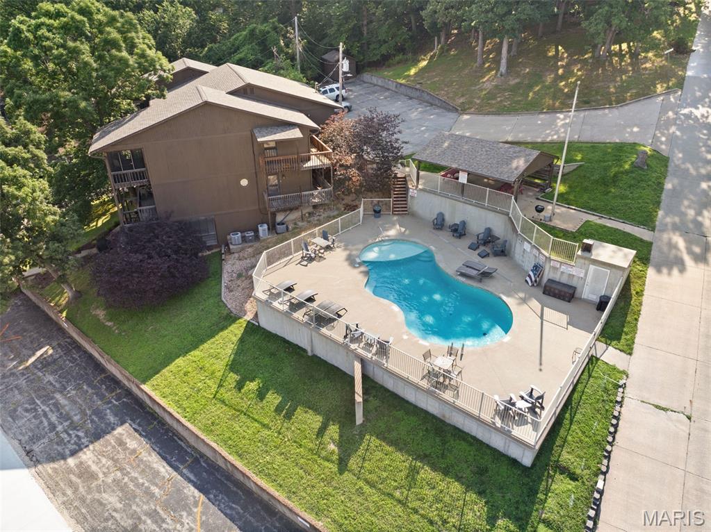 Maywood Condo 3 - Residential