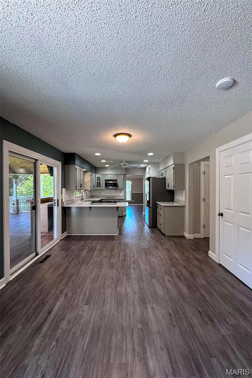 Ravenwood Estates - Residential