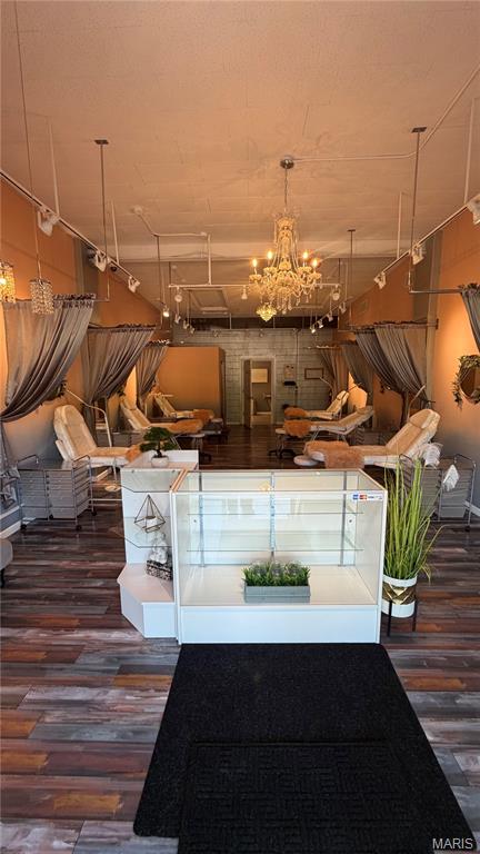 n/a - Commercial Lease