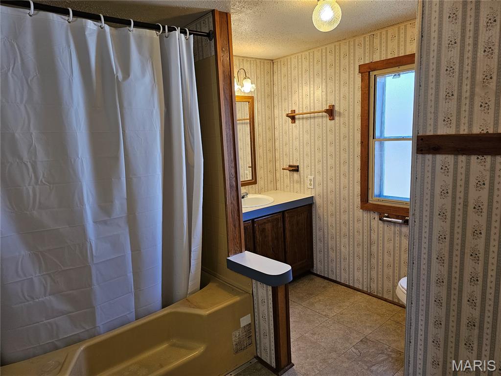 M A Dennis - Residential
