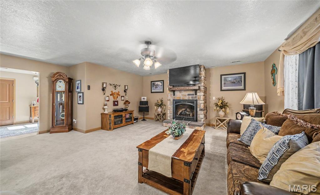 White Tail Ridge - Residential