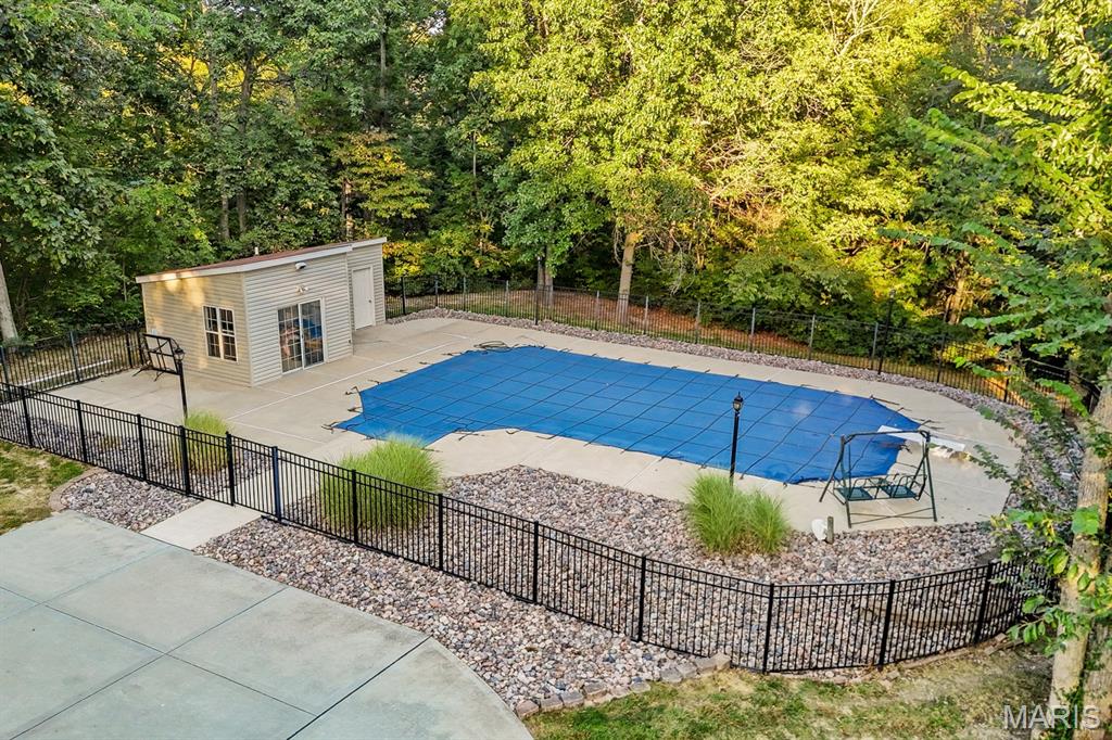 NOT IN A SUBDIVISION - Residential