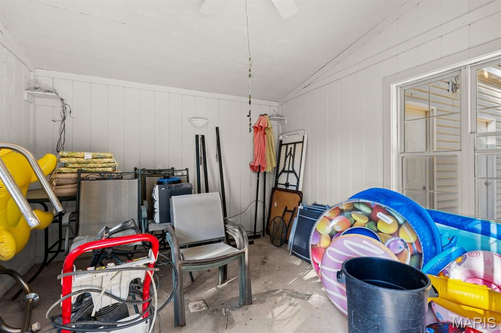 NOT IN A SUBDIVISION - Residential