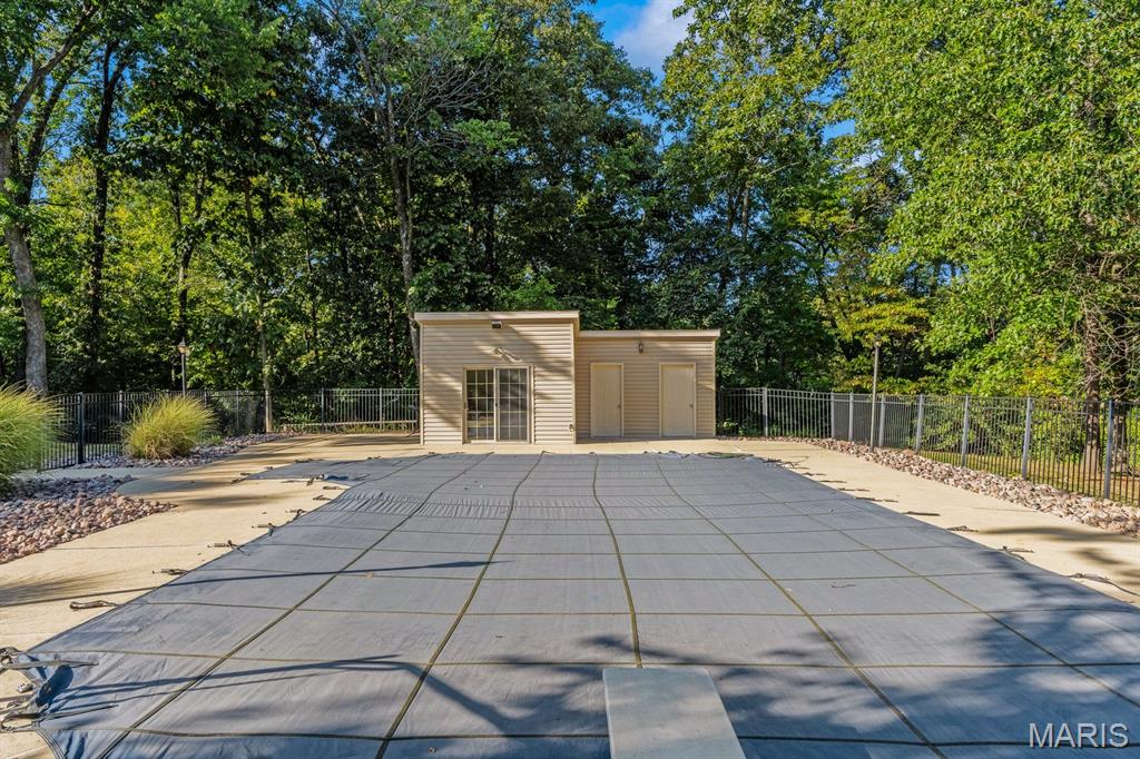 NOT IN A SUBDIVISION - Residential