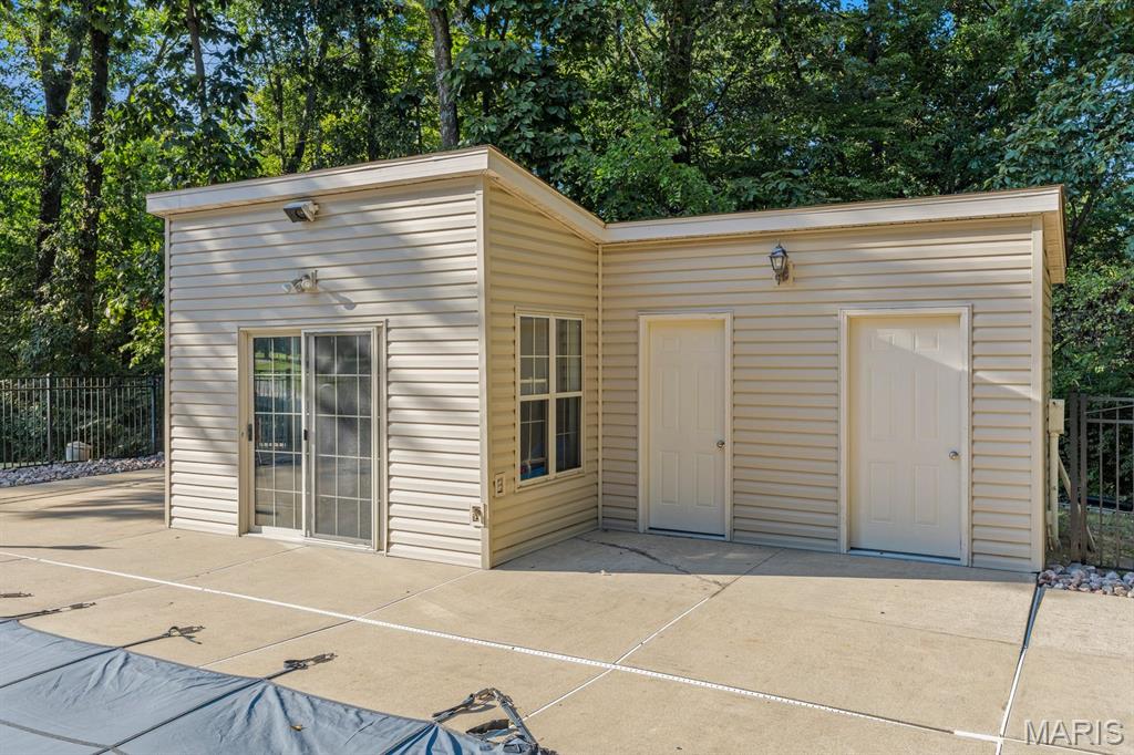 NOT IN A SUBDIVISION - Residential