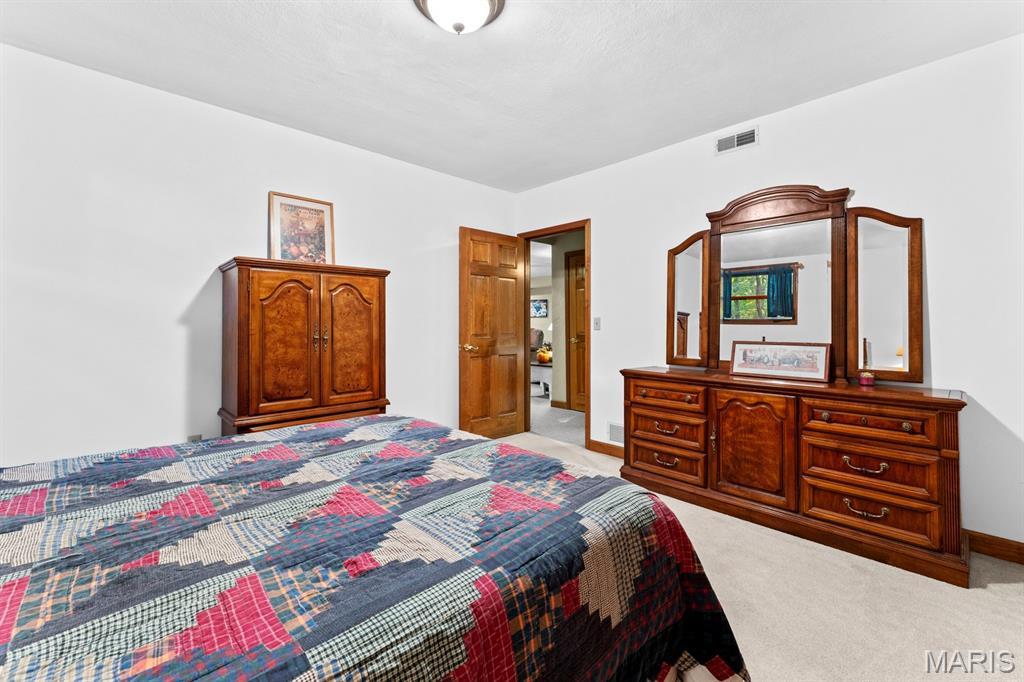 NOT IN A SUBDIVISION - Residential