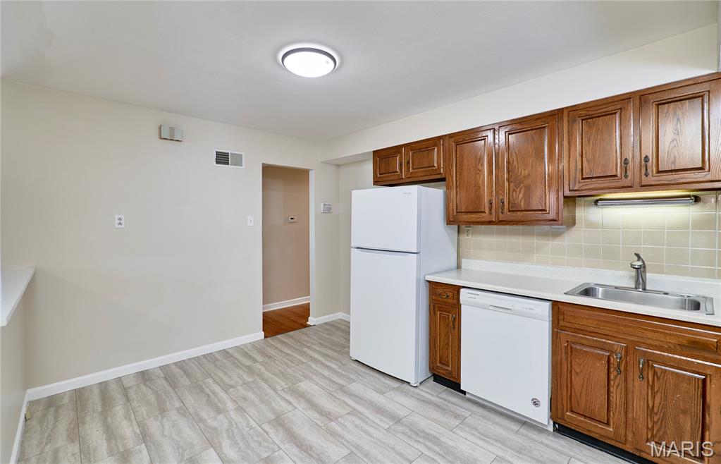 Loyola Terrace - Residential