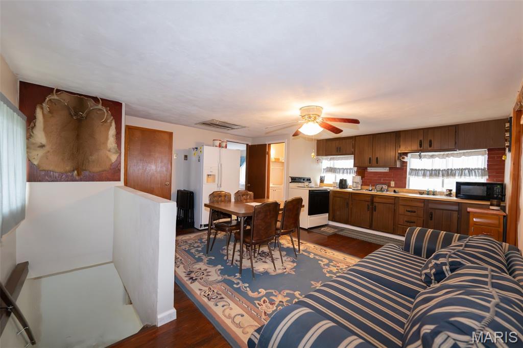Oak Knoll Estates - Residential
