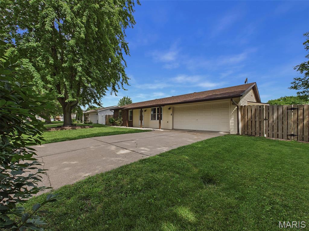 Chateau Farms - Residential