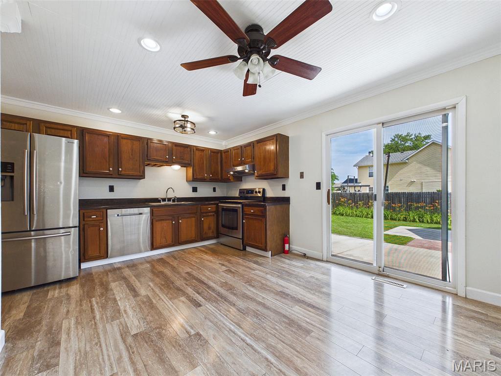 Chateau Farms - Residential
