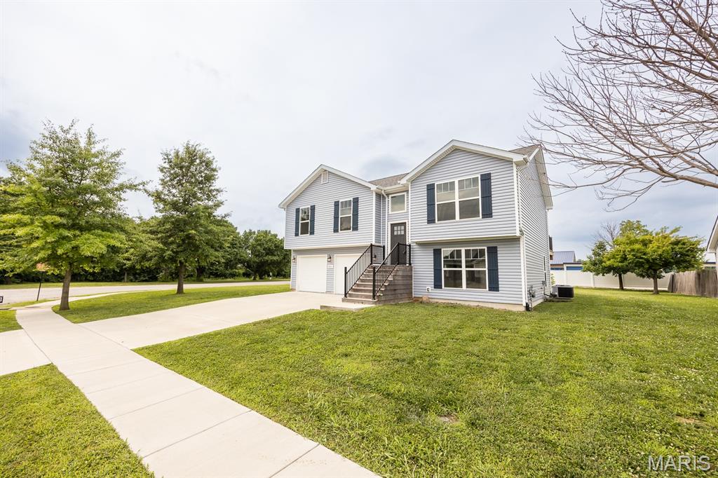 WINDSOR ESTATES - Residential