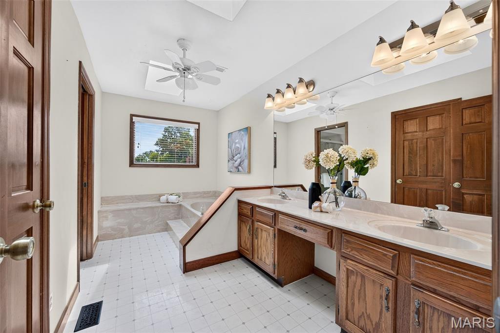 Hunters Pointe - Residential