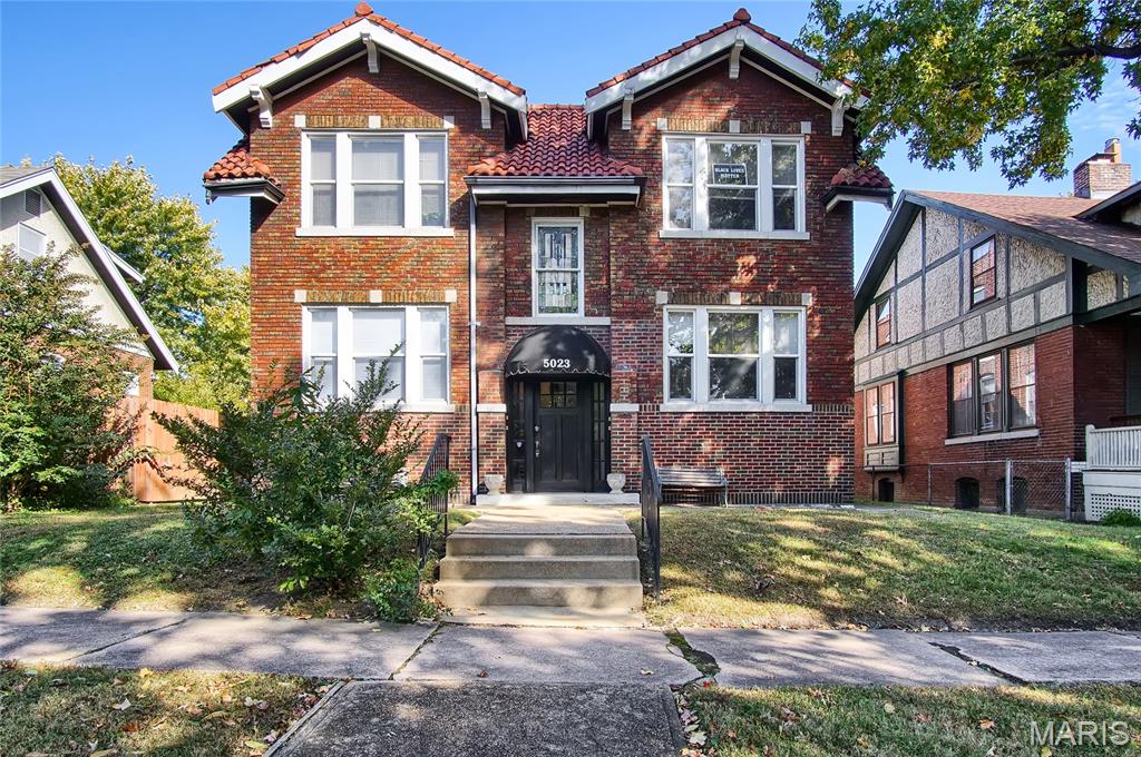 Here's an investors dream! Located in the heart of Southampton-- this 4-family has so much to offer! Walking distance to everything that Macklind has to offer...Russell's, Espresso Yourself, The Mack, Clementine's Ice Cream + just a short jaunt to all the Kingshighway action like Bud's Pizza, The Golden Hoosier, Piper's Coffee & so much. more! One unit has been beautifully updated with refinished hardwoods, fresh paint and a completely updated kitchen and bathroom. The other three units are in great shape. Rents are currently $1,250, $1,185, $1,145, and $995. All units have similar layouts...Living room/dining room, kitchen, one good sized bedroom and one smaller bedroom (perfect for an office or kids room). Laundry and storage is located in the basement. Out back you'll find a huge parking pad and fenced in yard!