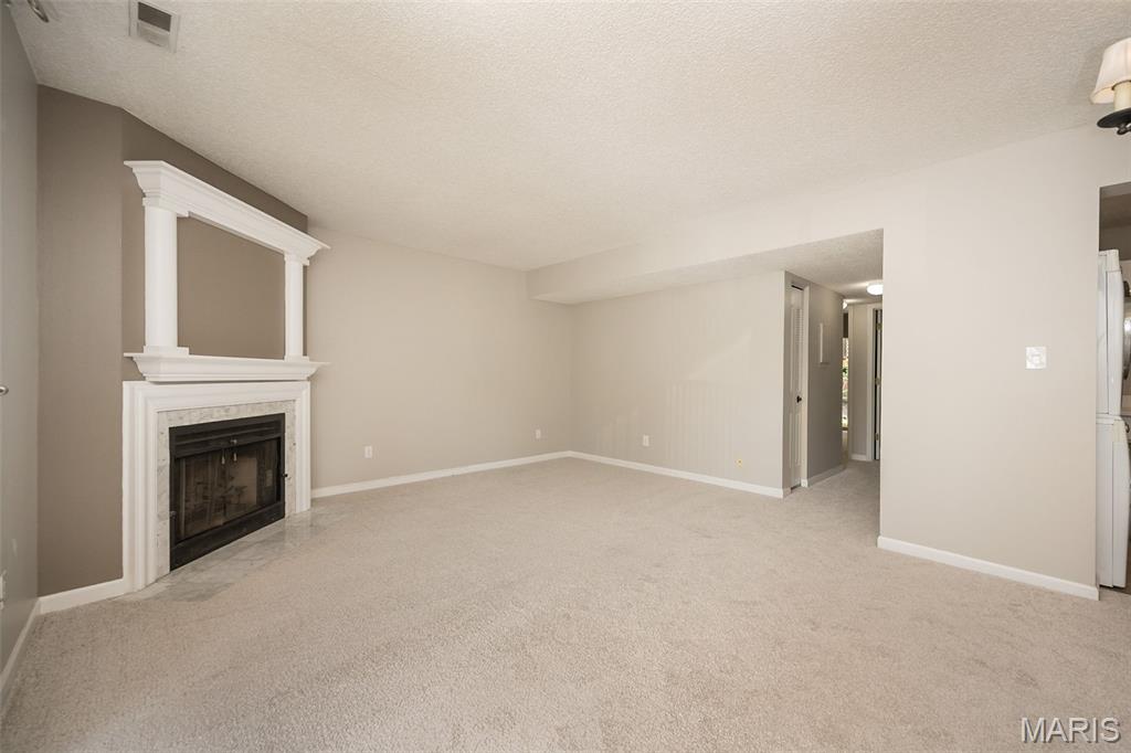 Brentwood Forest Condo Ph Three - Residential