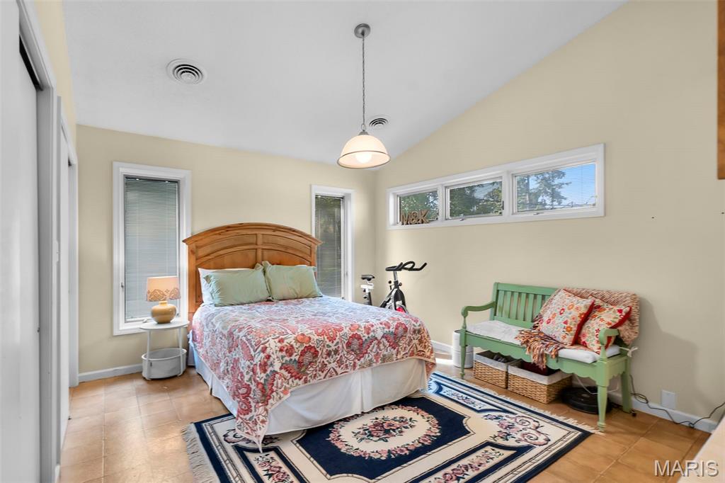 Tuck - Residential