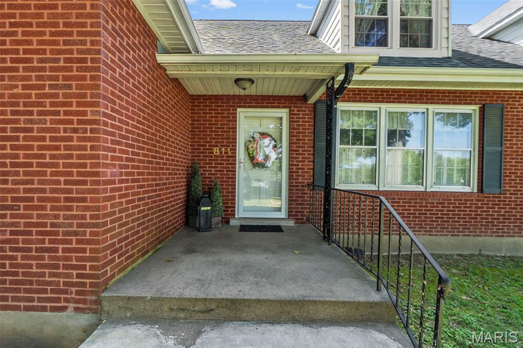 Tuck - Residential