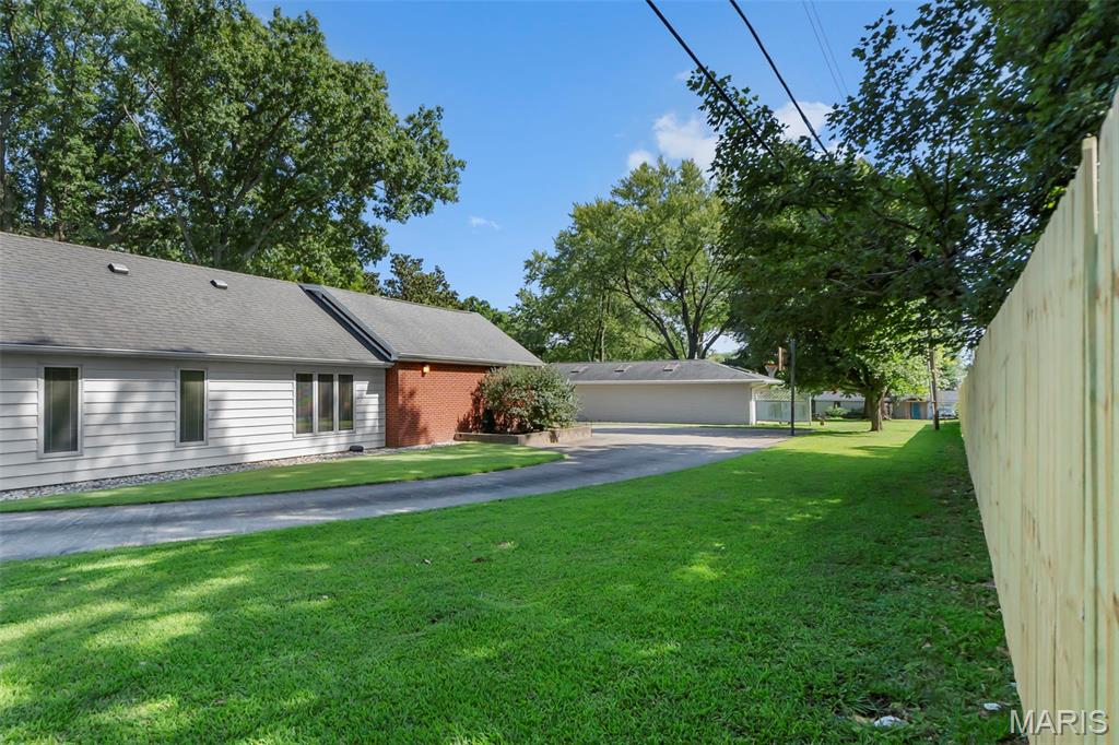 Tuck - Residential