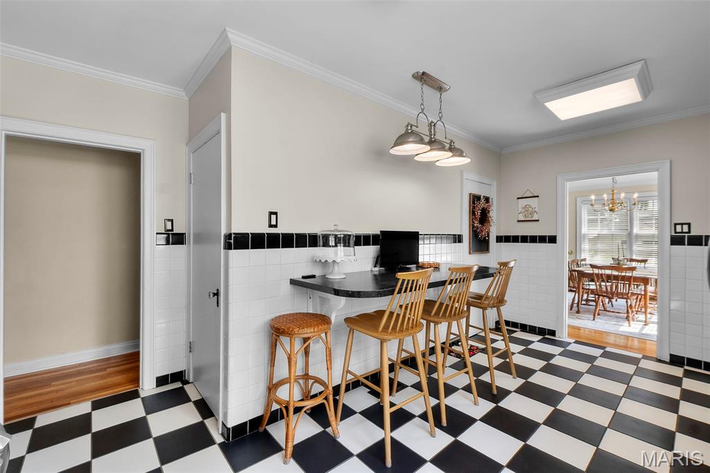 Tuck - Residential