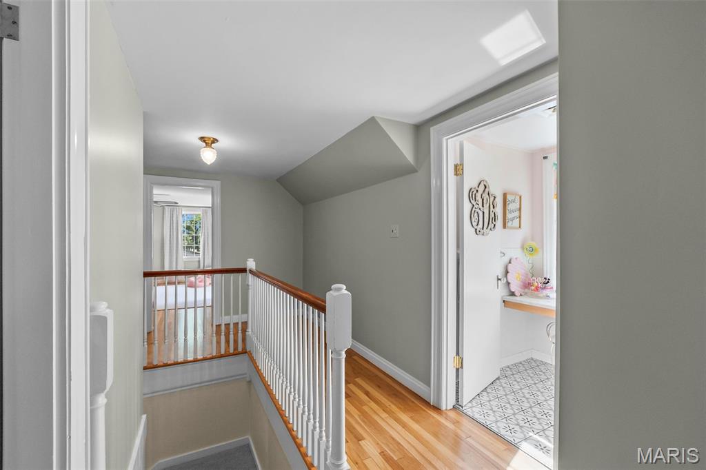Tuck - Residential