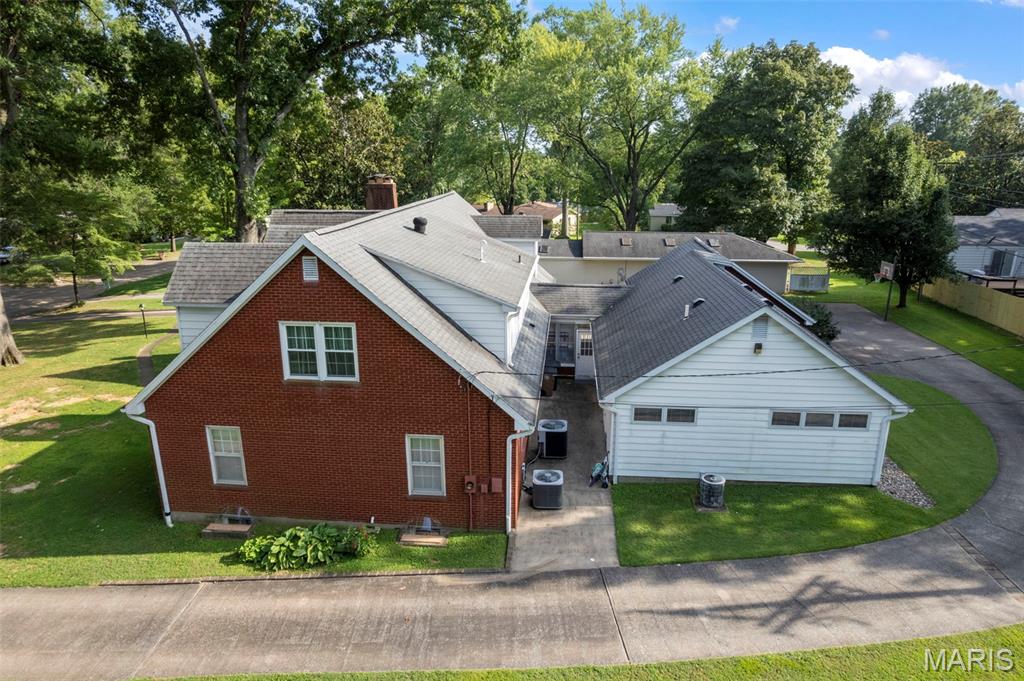 Tuck - Residential