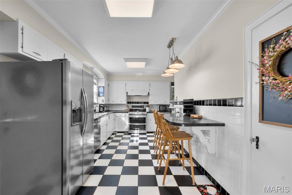 Tuck - Residential