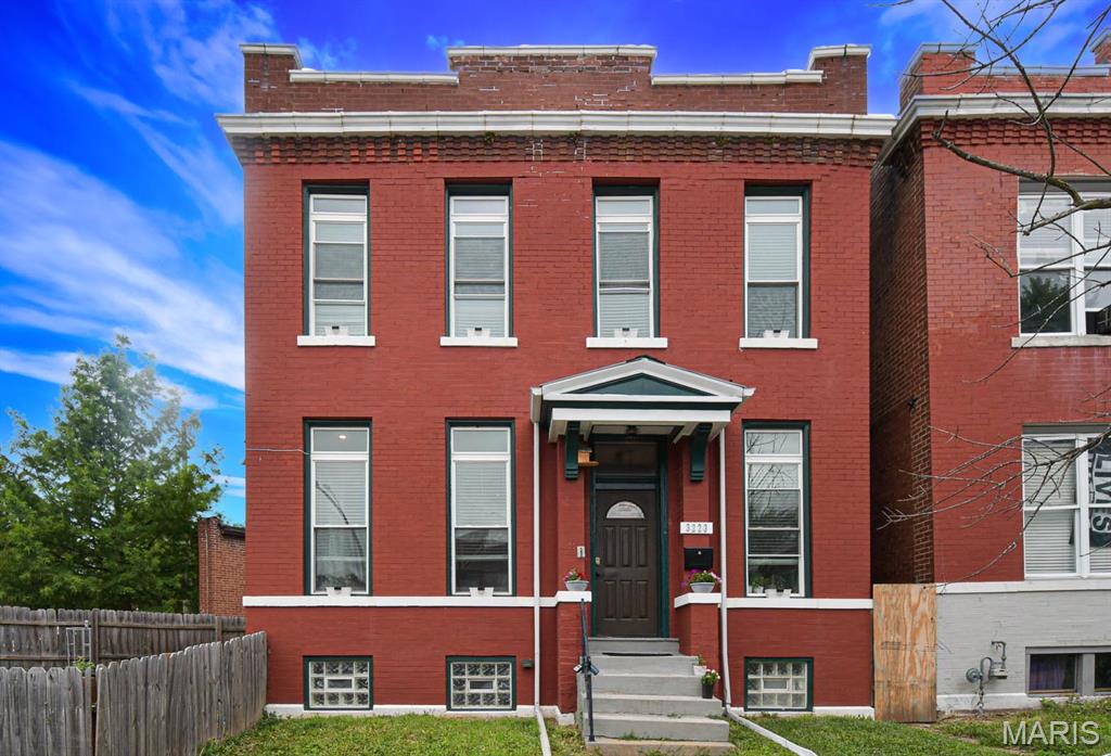 St Louis Commons Utah Street S - Residential