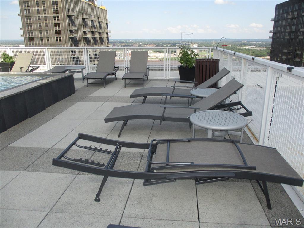Marquette Bldg Upper Residl - Residential