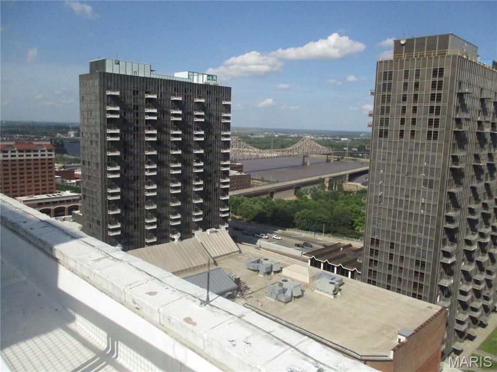 Marquette Bldg Upper Residl - Residential