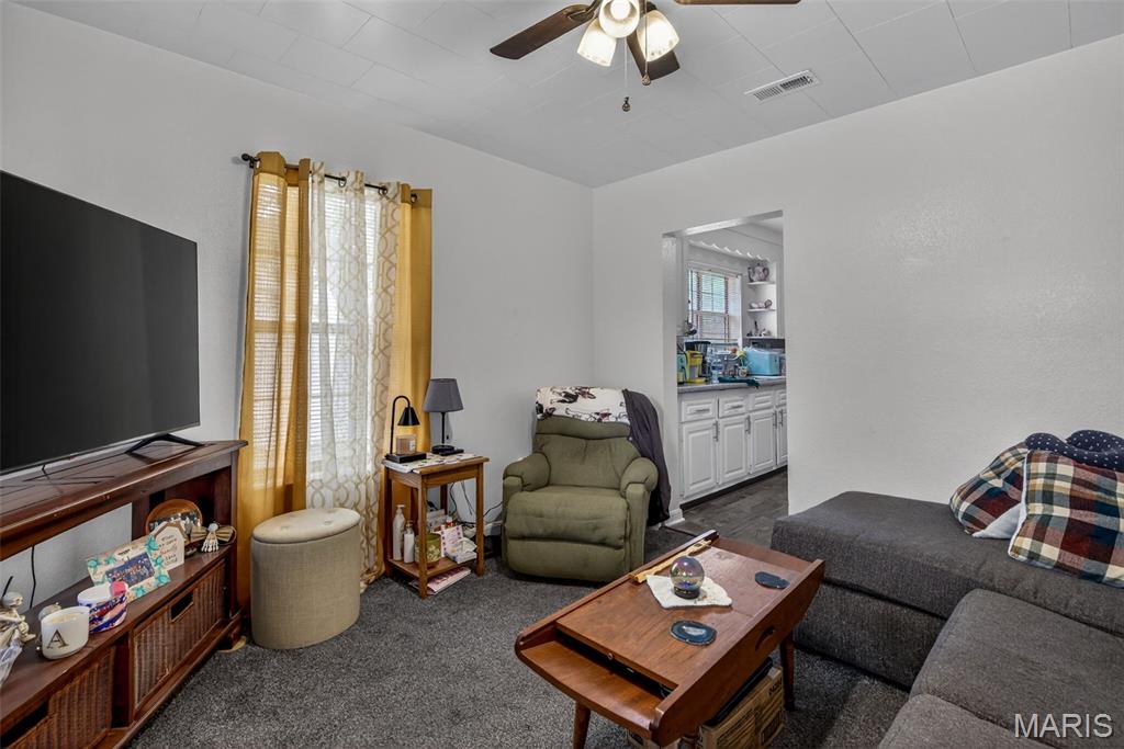 EAST FEDERAL /TOWN OF/ - Residential