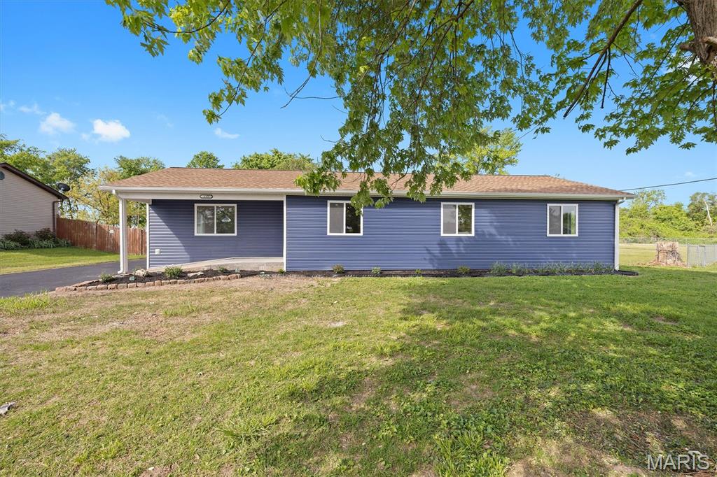 Welcome to this stunning new construction home perfectly positioned between Granite City and Collinsville, offering the ideal blend of convenience, modern design, and accessibility. Located just off IL-111 with quick access to I-55/70, I-255, and I-270, this home is a commuters dream with easy travel to downtown St. Louis and surrounding areas.
This beautifully designed home features 3 bedrooms, 2 full baths, and an open-concept layout connecting the living room, dining area, and spacious kitchen, perfect for entertaining and everyday living. Enjoy vaulted ceilings, upscale finishes, and thoughtfully designed living space throughout.

The kitchen offers ample space for cooking and gathering, flowing seamlessly into the main living areas for a bright and airy feel. The primary suite includes a private bath, while additional bedrooms provide flexibility for guests, home office, or family needs.

Situated on a large, deep lot, this property offers endless possibilities for outdoor living, entertaining, or future expansion. A detached one-car garage adds convenience and additional storage.

Located near popular destinations including Monks Mound, Relleke Farms, shopping centers, restaurants, and major retailers like Walmart Supercenter, this home combines modern living with unbeatable location.

New Construction | Open Concept | Vaulted Ceilings | Large Lot | Prime Location