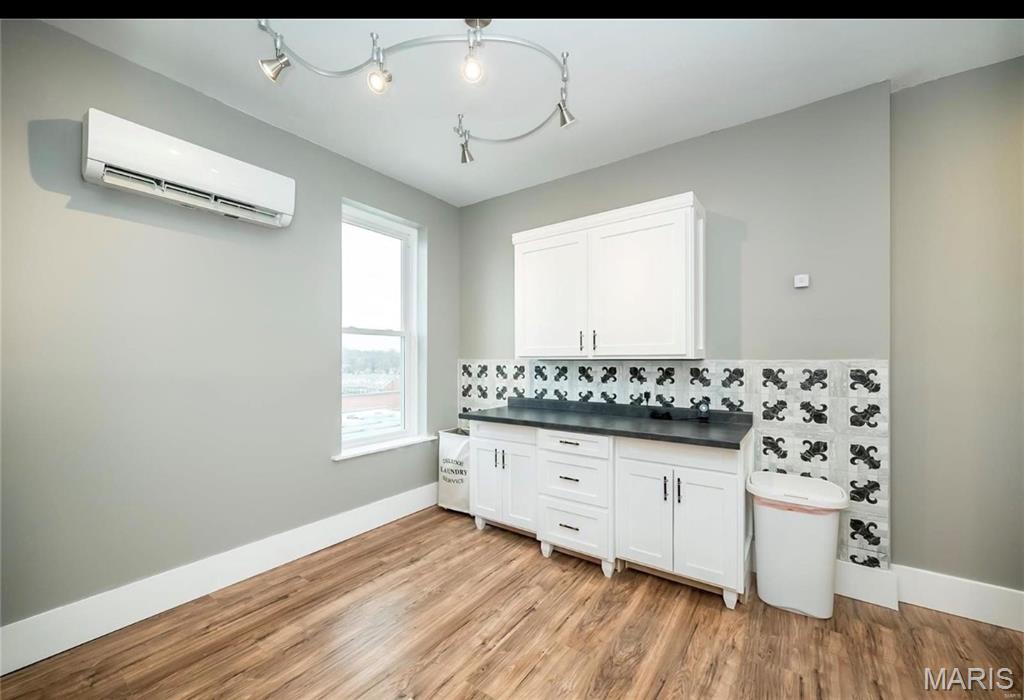 Columbian Place - Residential
