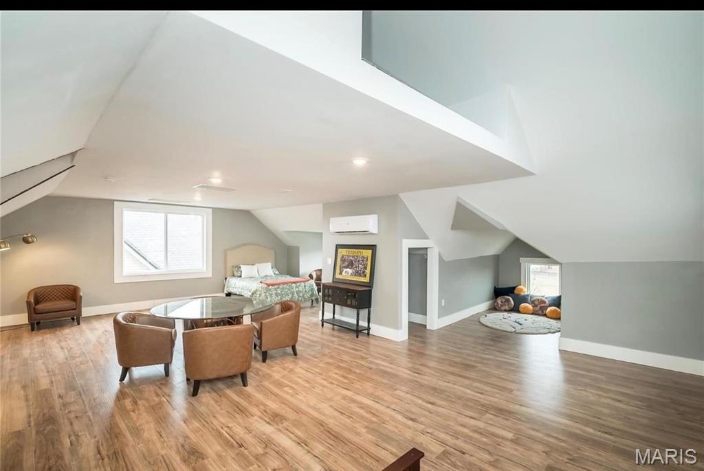 Columbian Place - Residential