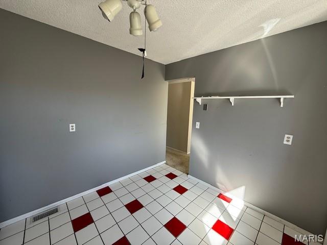 Country Lane Woods Ii 6 - Residential