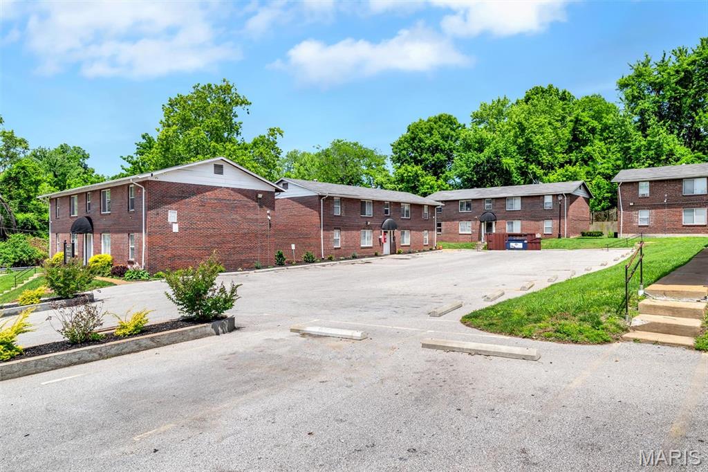 Riverview Gardens - Residential Lease