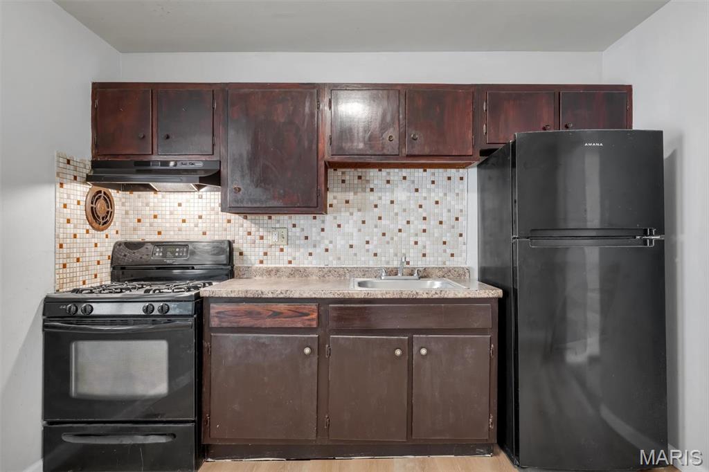 Riverview Gardens - Residential Lease