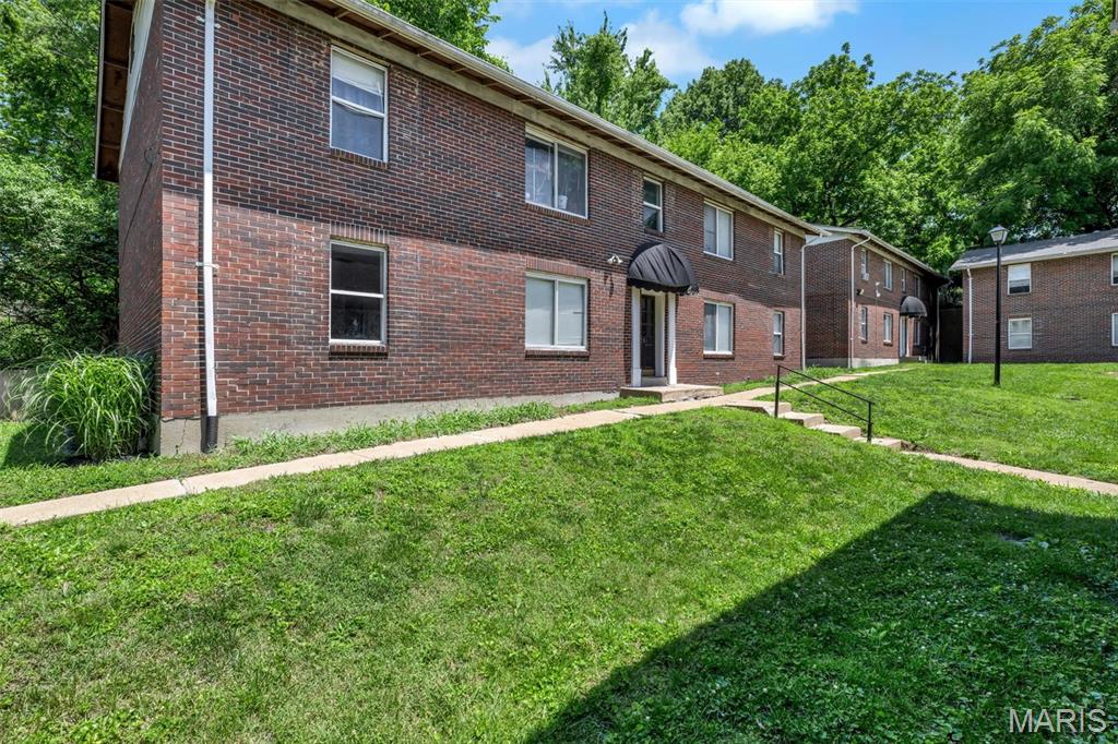 Riverview Gardens - Residential Lease